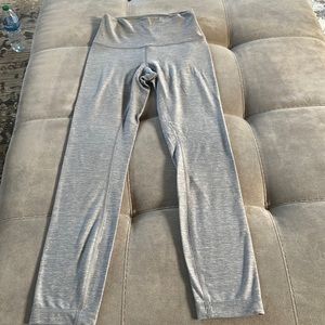 Lululemon Wunder Under 25” high rise size 2